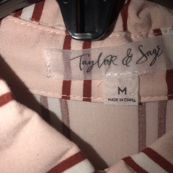 Pink button down top - Picture 2 of 2